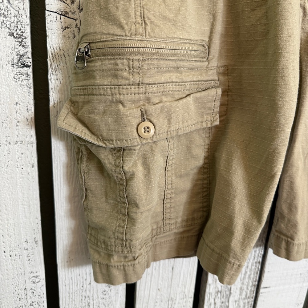 WearFirst Free Band Cargo Shorts Men's Size 30 Khaki Tan Stretch Pockets Casual - Picture 3 of 9